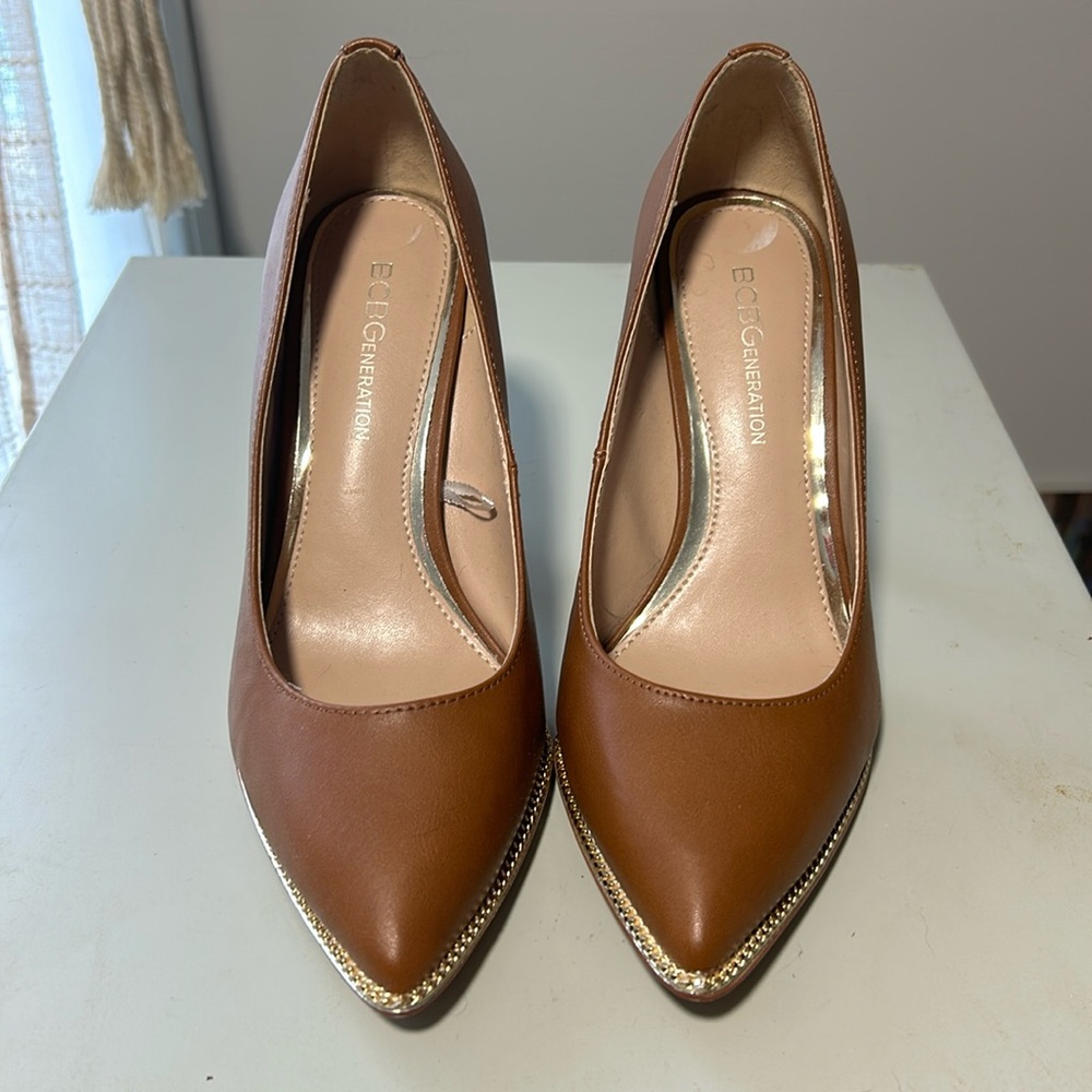 BCBG generation heels